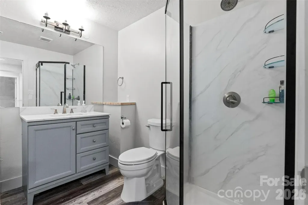 2001 Colony Hill Drive Charlotte NC 28214