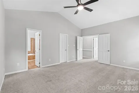 2001 Colony Hill Drive Charlotte NC 28214