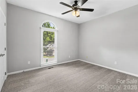 2001 Colony Hill Drive Charlotte NC 28214
