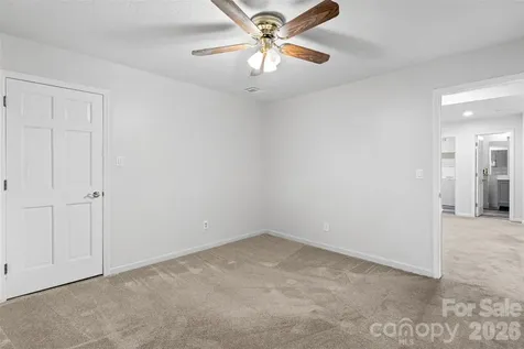 2001 Colony Hill Drive Charlotte NC 28214