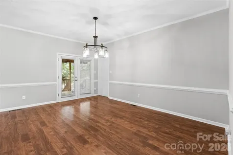 2001 Colony Hill Drive Charlotte NC 28214