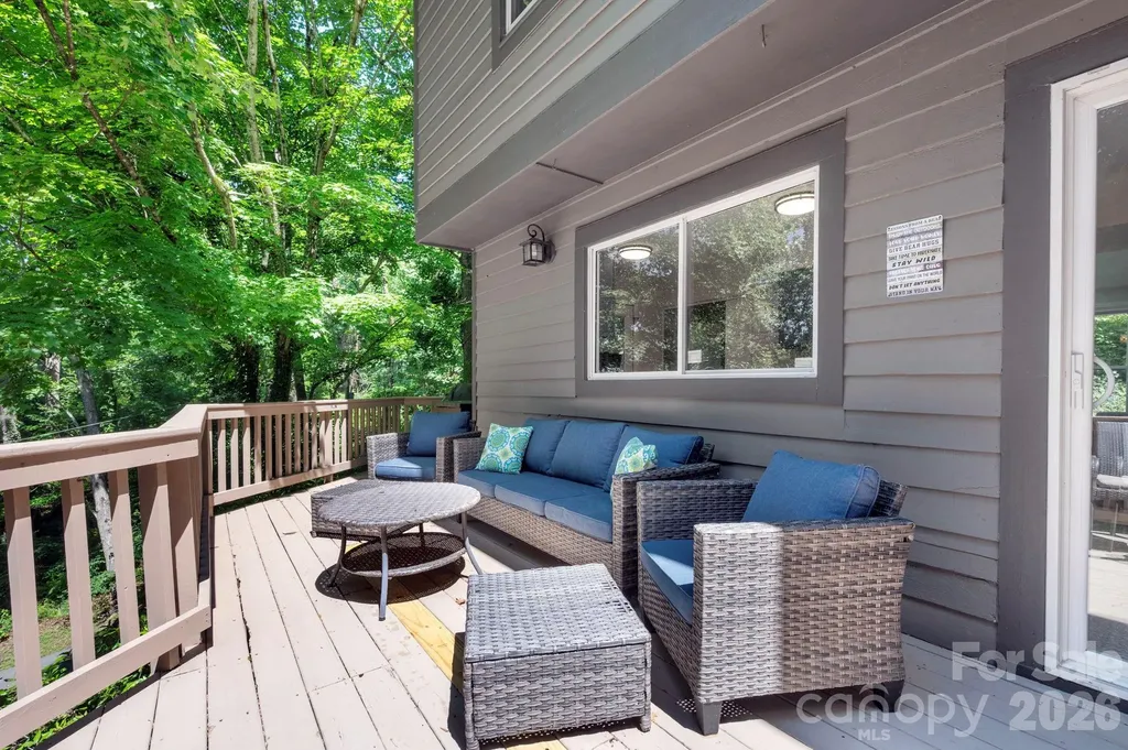 450 Elk Mountain Scenic Highway Asheville NC 28804
