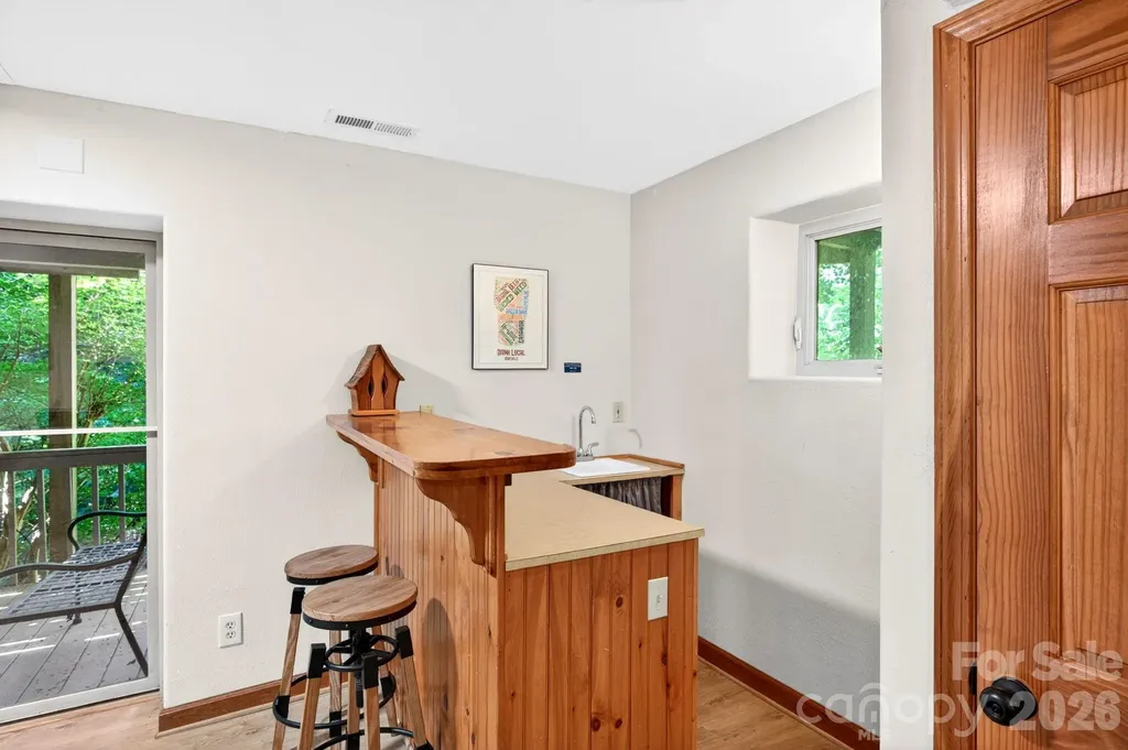 450 Elk Mountain Scenic Highway Asheville NC 28804