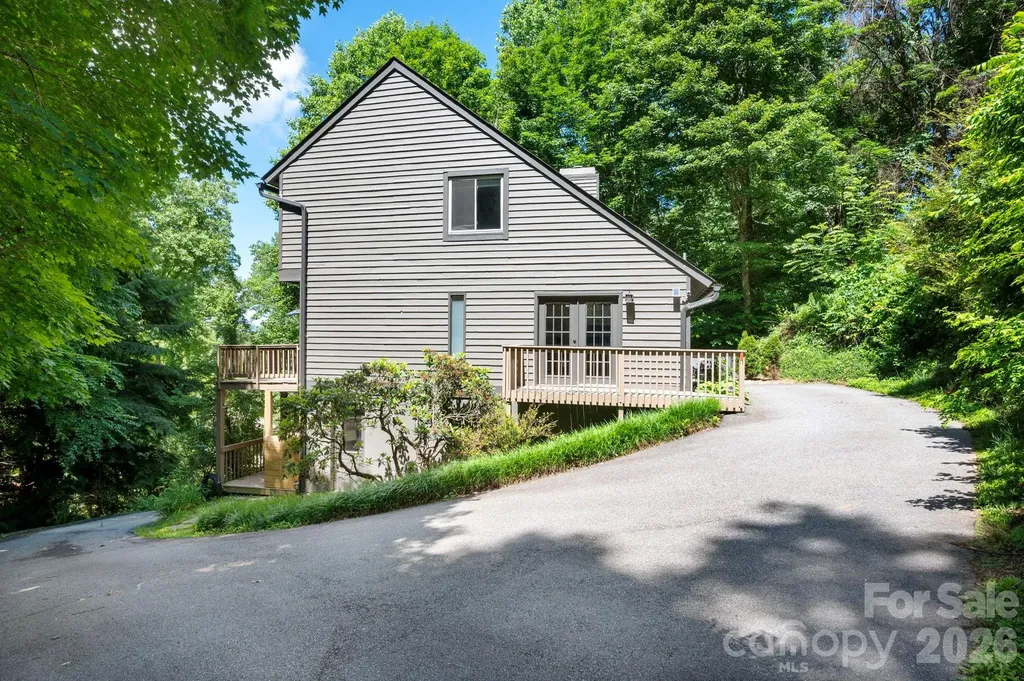 450 Elk Mountain Scenic Highway Asheville NC 28804