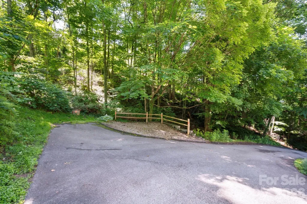 450 Elk Mountain Scenic Highway Asheville NC 28804