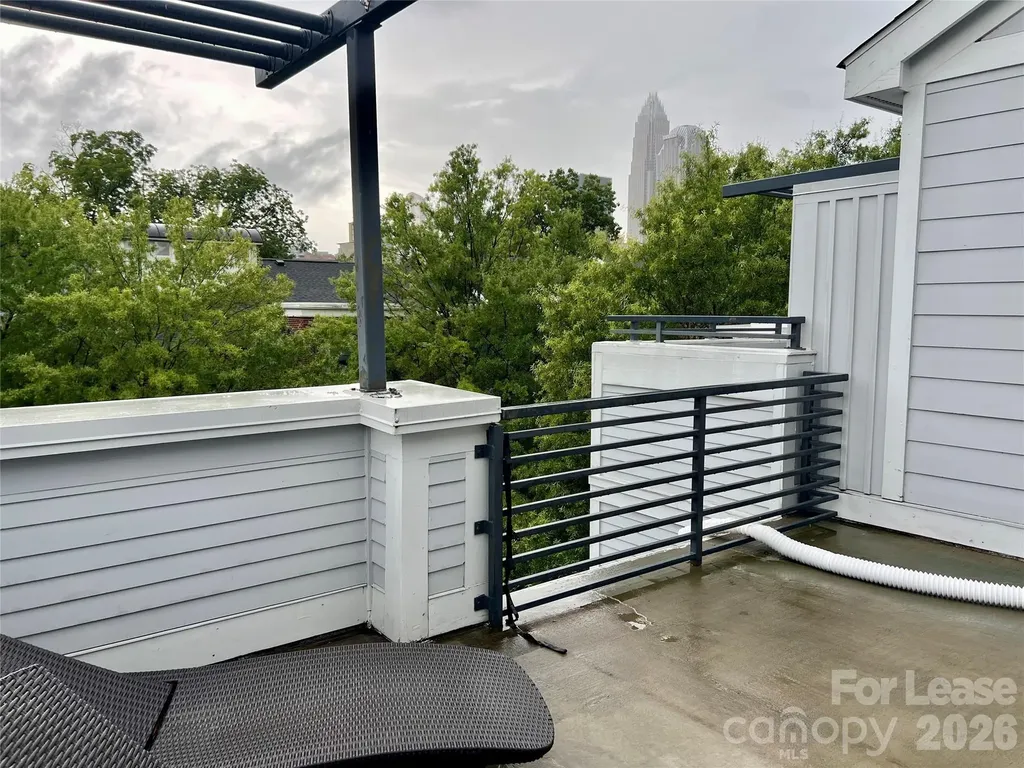663 E 10th Street Charlotte NC 28202