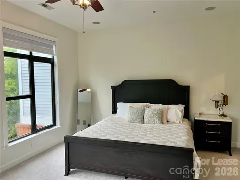 663 E 10th Street Charlotte NC 28202