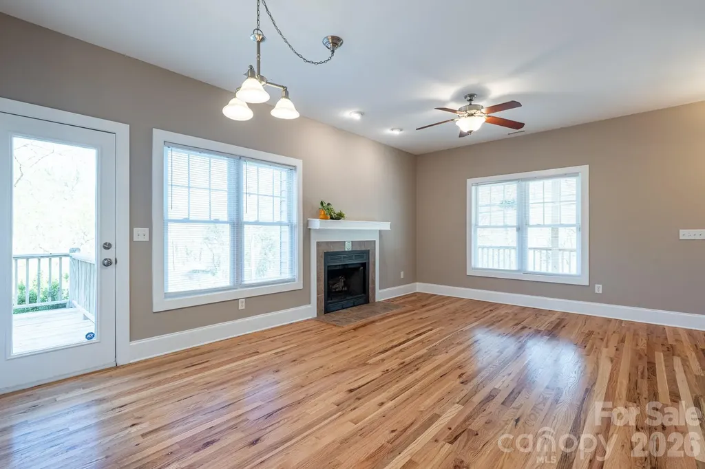 4 & 6 Cottage Court Asheville NC 28801