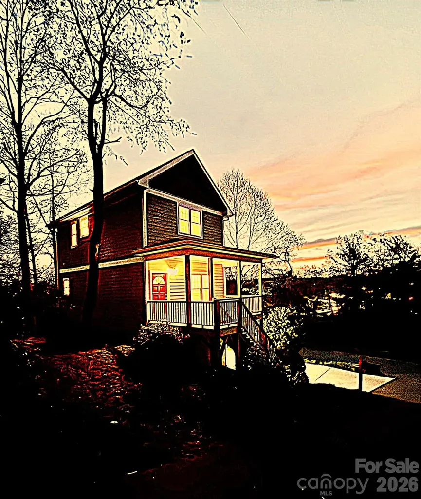 4 & 6 Cottage Court Asheville NC 28801