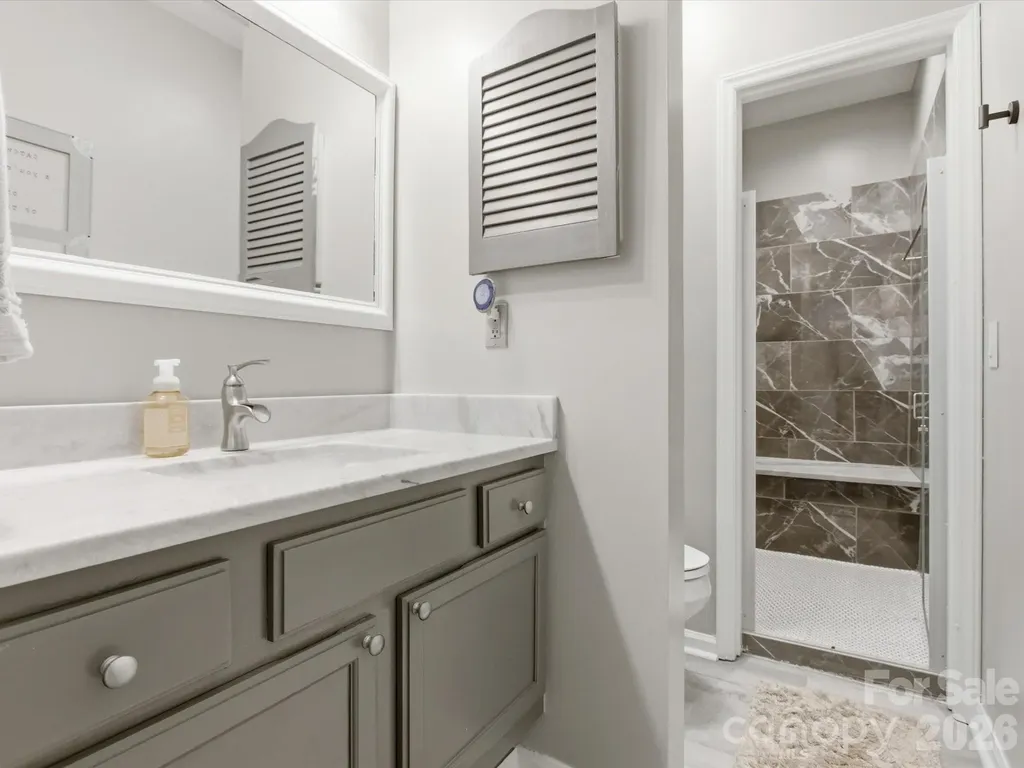 3304 Selwyn Farms Lane Charlotte NC 28209