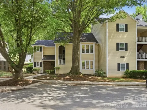 3304 Selwyn Farms Lane Charlotte NC 28209