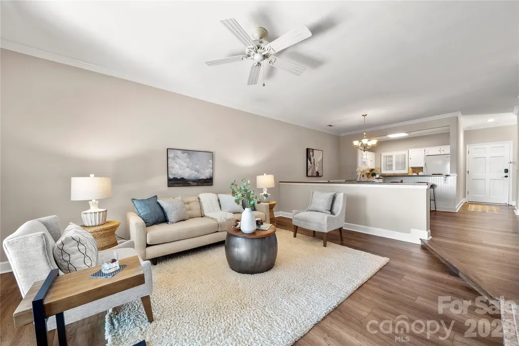 9717 Emerald Point Drive Charlotte NC 28278