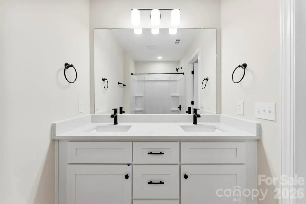 2100 Congress Court Kannapolis NC 28083