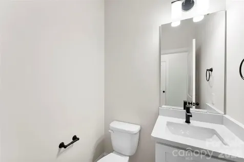 2100 Congress Court Kannapolis NC 28083