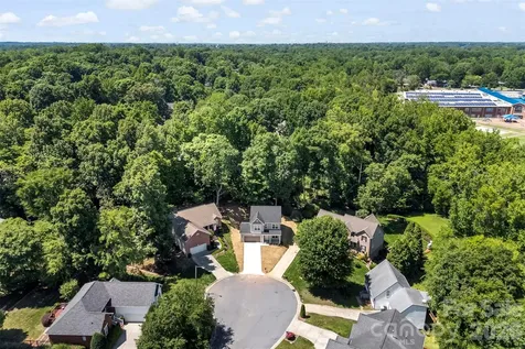 2100 Congress Court Kannapolis NC 28083