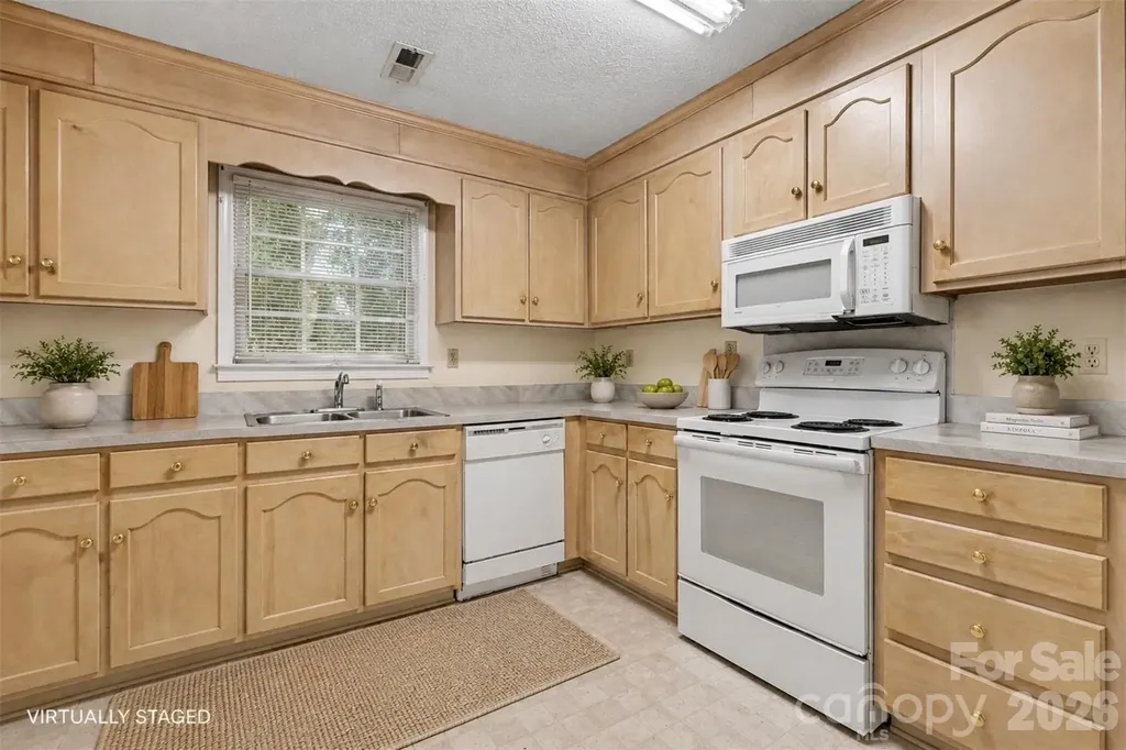 808 Floyd Lane Gastonia NC 28052