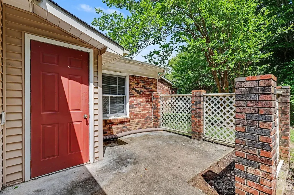 808 Floyd Lane Gastonia NC 28052