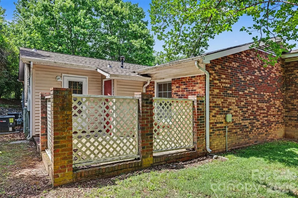 808 Floyd Lane Gastonia NC 28052