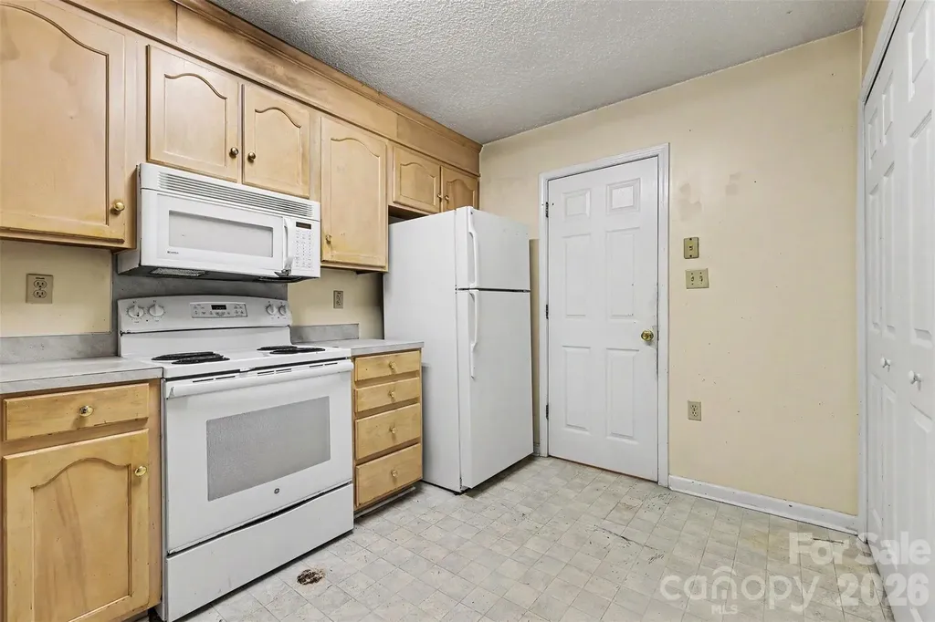 808 Floyd Lane Gastonia NC 28052