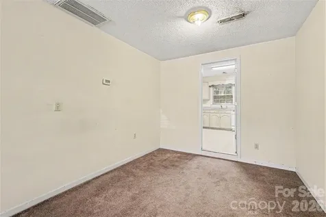 808 Floyd Lane Gastonia NC 28052