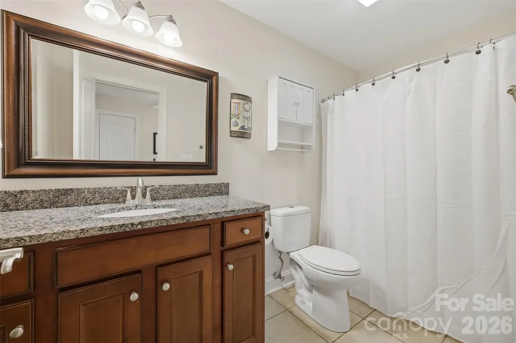 1197 Waterford Drive Hickory NC 28602