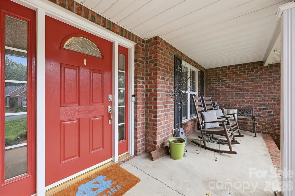 1197 Waterford Drive Hickory NC 28602