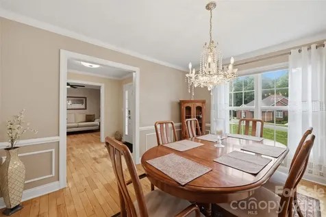 1197 Waterford Drive Hickory NC 28602