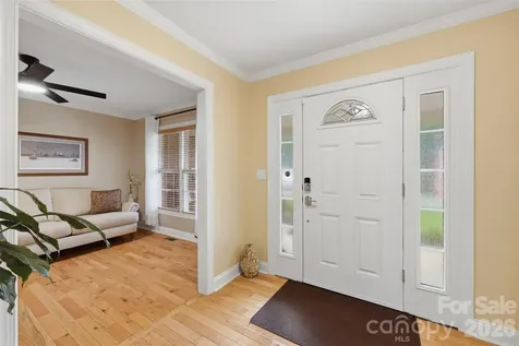 1197 Waterford Drive Hickory NC 28602