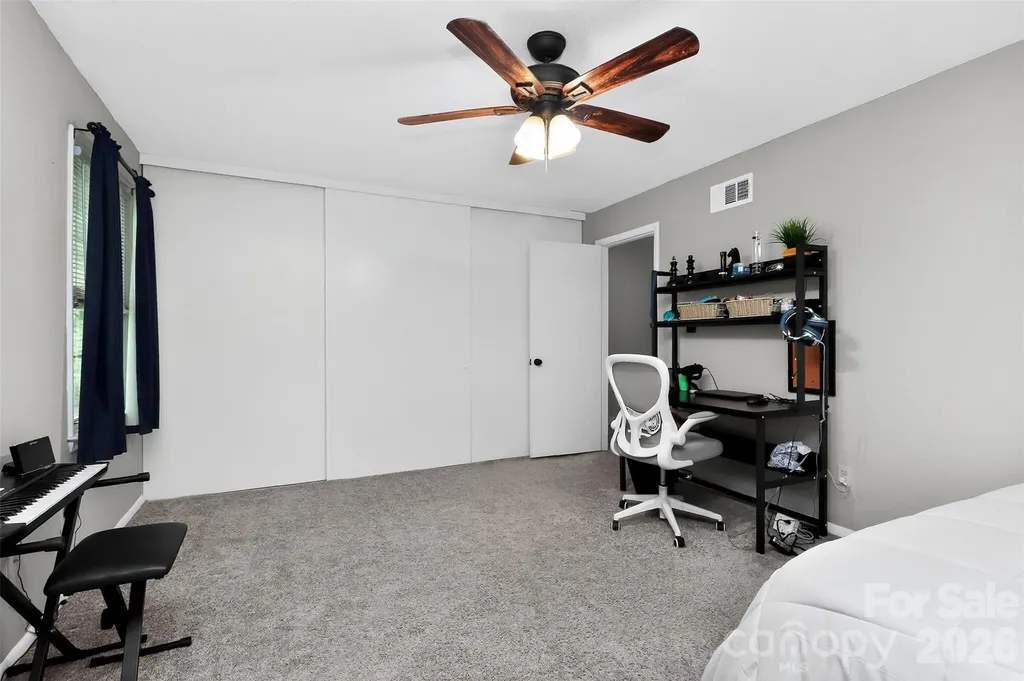 4611 Hedgemore Drive Charlotte NC 28209