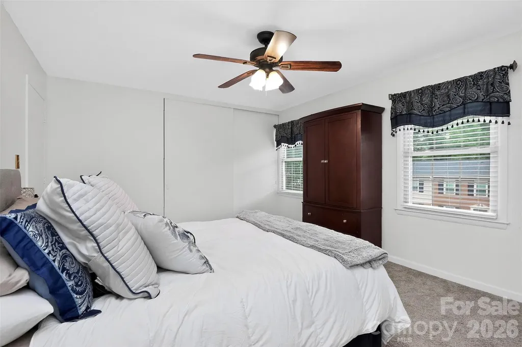 4611 Hedgemore Drive Charlotte NC 28209