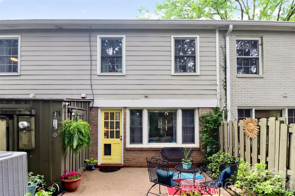 4611 Hedgemore Drive Charlotte NC 28209
