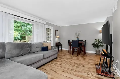 4611 Hedgemore Drive Charlotte NC 28209