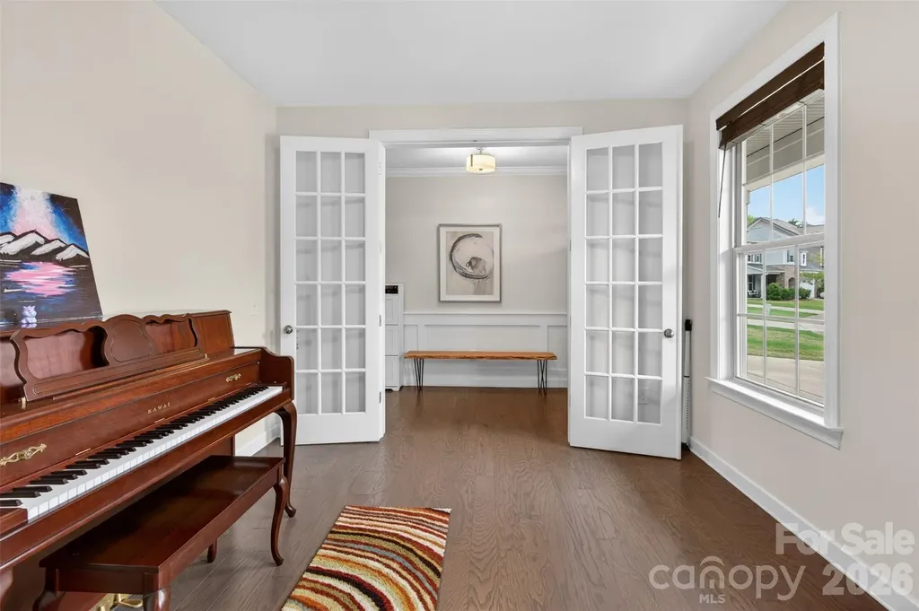 8224 Cornhill Avenue Charlotte NC 28277