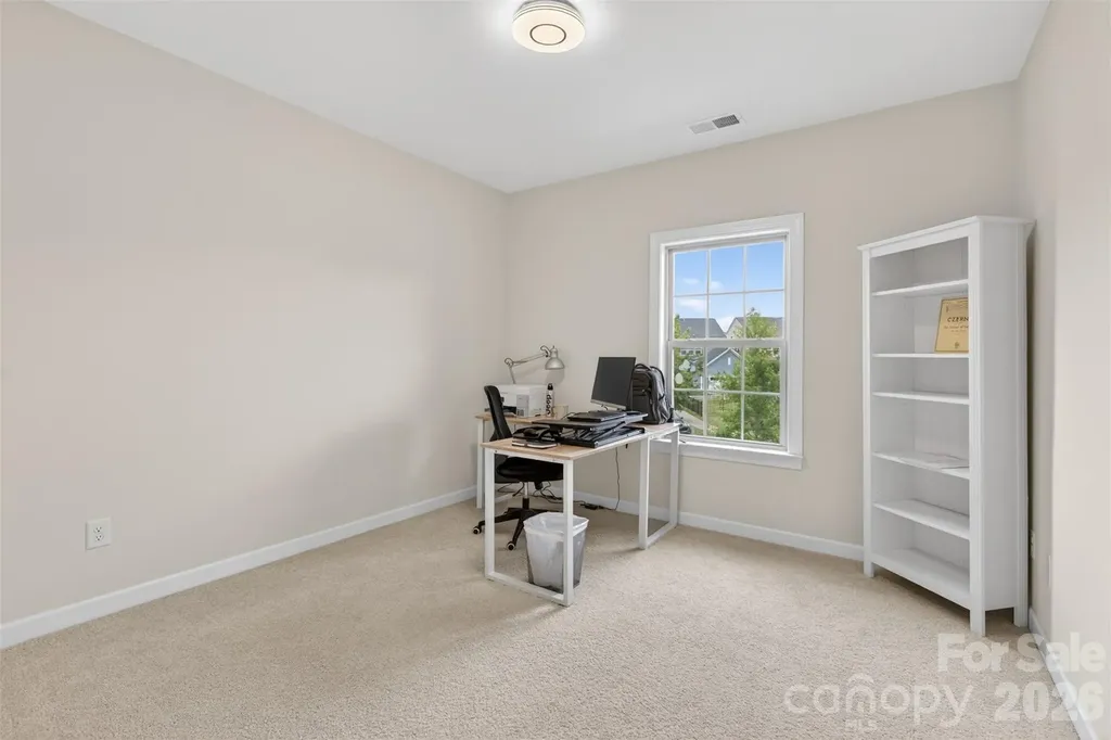 8224 Cornhill Avenue Charlotte NC 28277