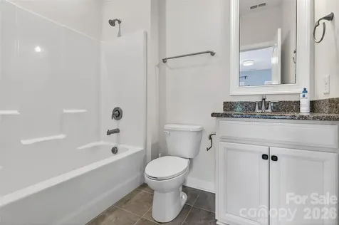 8224 Cornhill Avenue Charlotte NC 28277
