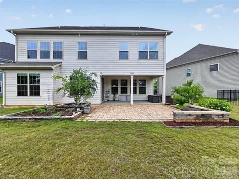 8224 Cornhill Avenue Charlotte NC 28277
