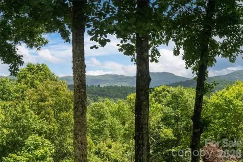 305 Piney Knoll Lane Hendersonville NC 28739