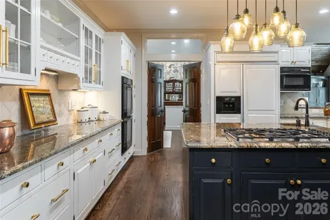 305 Piney Knoll Lane Hendersonville NC 28739