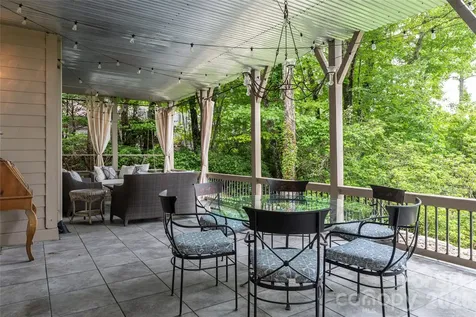 305 Piney Knoll Lane Hendersonville NC 28739