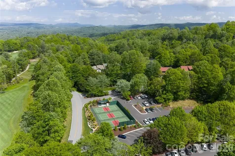 305 Piney Knoll Lane Hendersonville NC 28739