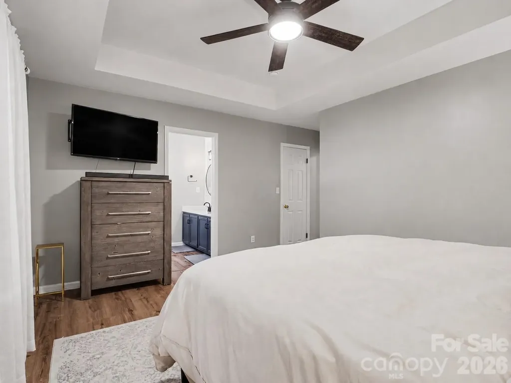 2243 Oakhurst Court Kannapolis NC 28081