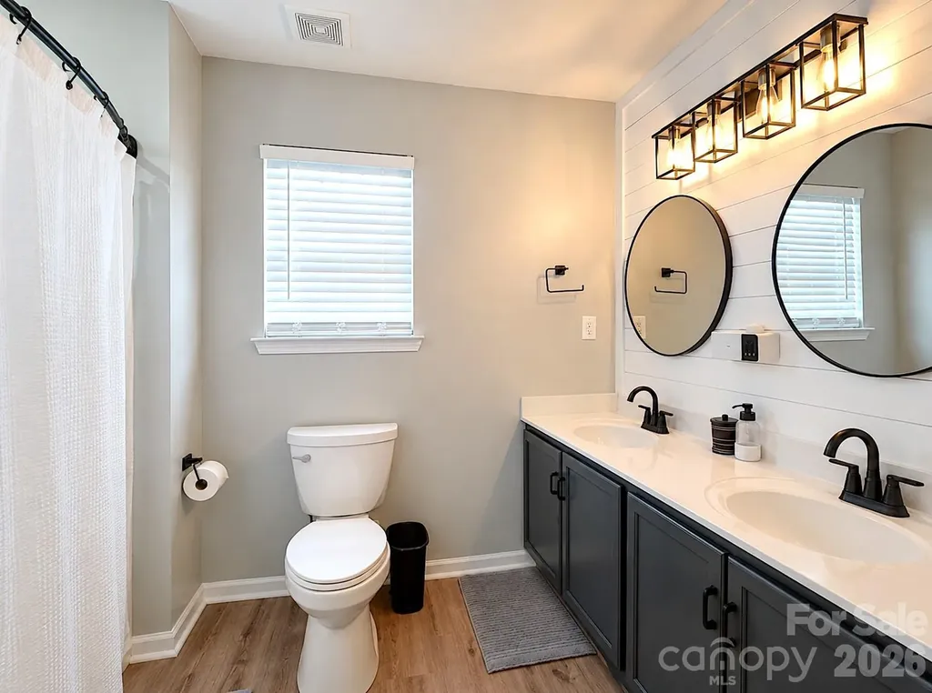 2243 Oakhurst Court Kannapolis NC 28081