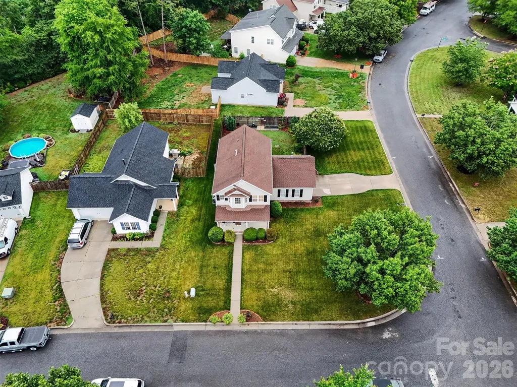2243 Oakhurst Court Kannapolis NC 28081