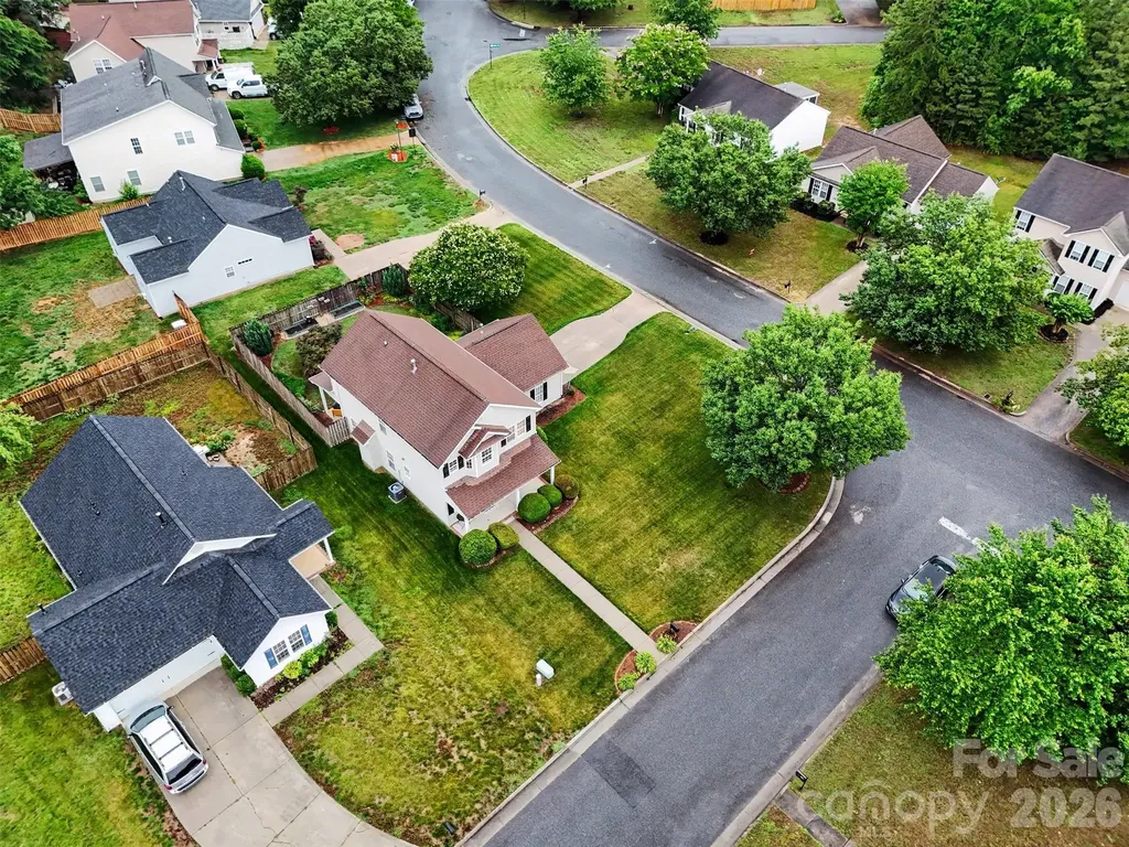 2243 Oakhurst Court Kannapolis NC 28081
