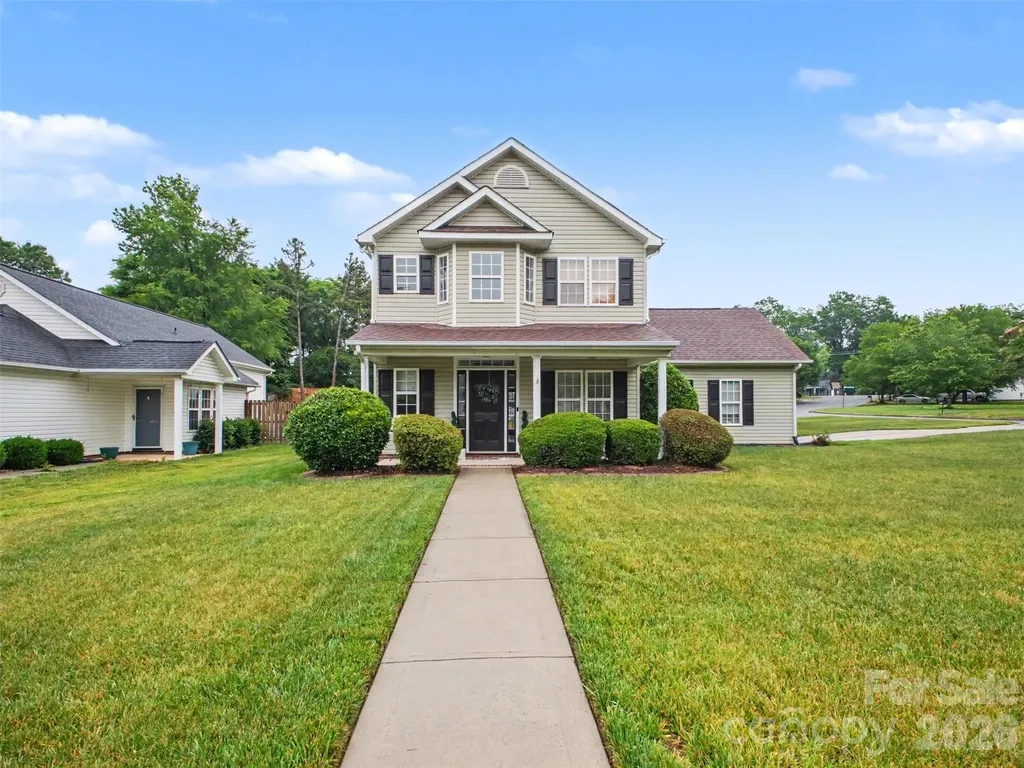 2243 Oakhurst Court Kannapolis NC 28081