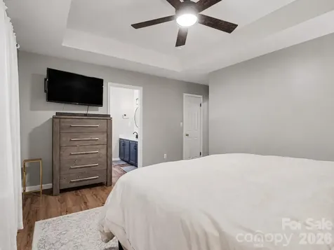 2243 Oakhurst Court Kannapolis NC 28081