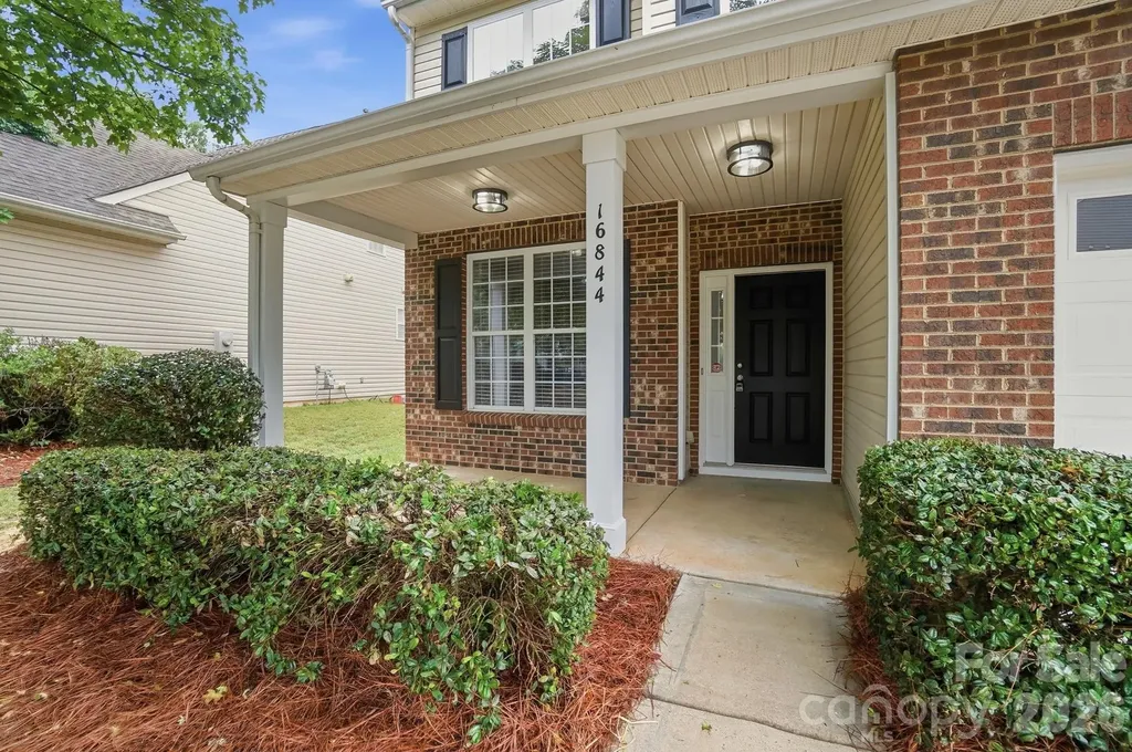 16844 Kettlewell Lane Charlotte NC 28277