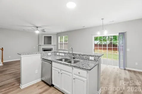16844 Kettlewell Lane Charlotte NC 28277