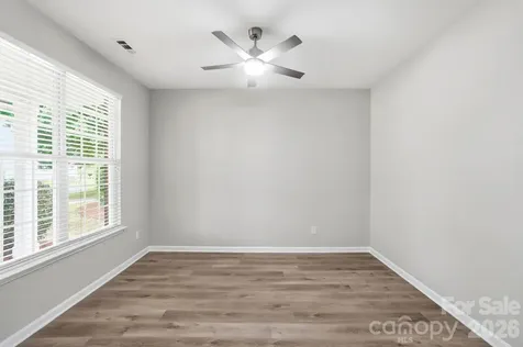 16844 Kettlewell Lane Charlotte NC 28277