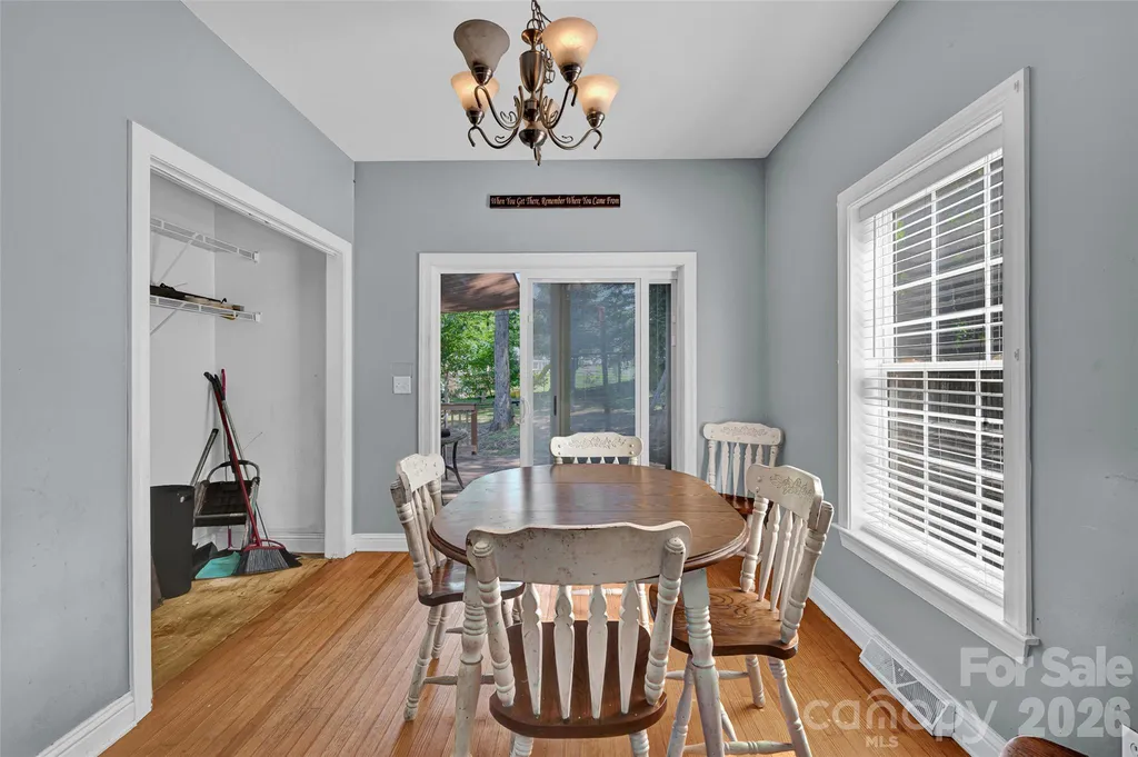 105 Queensbury Road Troutman NC 28166